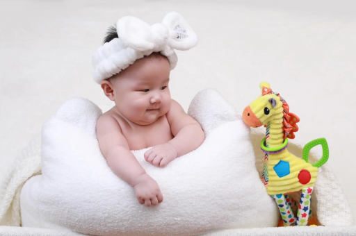 汝州宝宝几个月翻身